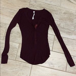 Lululemon burgundy sweater